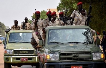 Sudan’da darbe girişimi: Bir grup asker başbakanı ev hapsine aldı