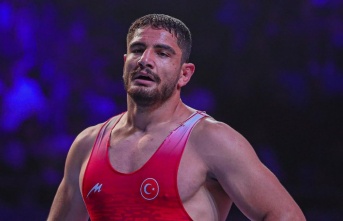 Taha Akgül, Dünya Güreş Şampiyonası'nda üçüncü oldu