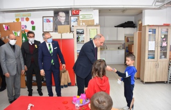 Erenler Belediye Başkanı Fevzi Kılıç'tan Öğretmenler Günü Ziyareti