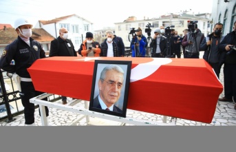 Eski İçişleri Bakanı Hasan Fehmi Güneş, Sakarya'nın Karapürçek İlçesinde toprağa verildi