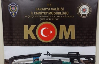Sakarya'da çok sayıda silah ve mühimmat ele geçirildi