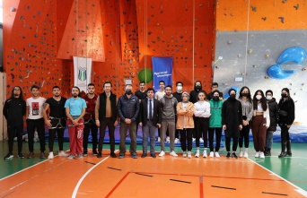 Sakarya Uygulamalı Bilimler Üniversitesi (SUBÜ) Spor etkinliklerine tırmanış ile başladı