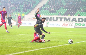 TFF 2. Lig: Sakaryaspor: 4 - Niğde Anadolu FK: 0