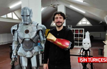 Derisinin altına yerleştirdiği çip sayesinde Iron Man gibi ateş edebiliyor