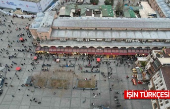 Eminönü’nde yılbaşı alışverişi yoğunluğu