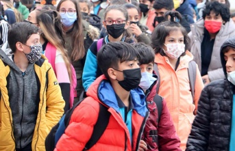 Bakan Mahmut Özer’den Öğretmenlere Çağrı "Ödev Yok"