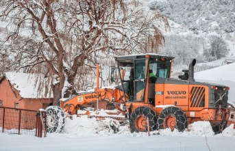 Sakarya' da kapalı 67 mahalle yolundan 49'u ulaşıma açıldı