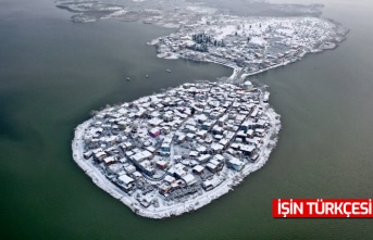 Türkiye'nin küçük Venedik'i beyaza büründü