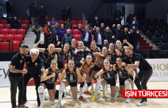 Sultanlarımız, Beşiktaş'ı ezdi geçti! Sakarya Voleybol bildiğimiz gibi....