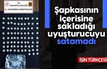 Şapkasının içerisine sakladığı uyuşturucuyu satamadı