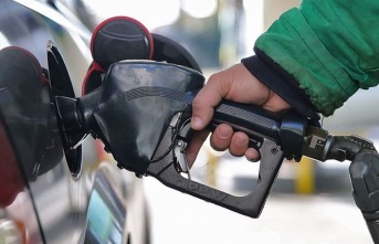 Petroldeki düşüş akaryakıtta zam iptal ettirmişti!