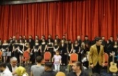 Depremde hayatını kaybedenlerin anısına konser