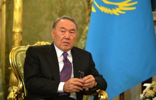 Nazarbayev'den Alfabe Değişikliği Açıklaması
