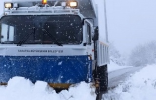 70 mahalle yolu ulaşıma açıldı