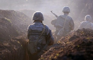 Ermeni askerleri, Azerbaycan mevzilerini hedef almaya...