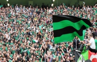 Sakaryaspor yönetim kurulundan büyük jest! Niğde...