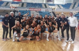 Sakarya'nın Kadınlar Voleybol takımının...