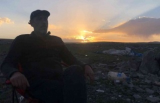 Kars’ta gün batımında gökyüzü kızıla büründü