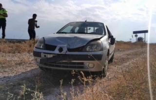 Kontrolden çıkan otomobil şarampole devrildi: 1...