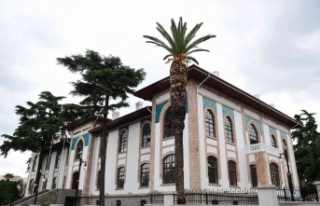 Trabzon’da tarihi bina Valilik binası olarak hizmet...