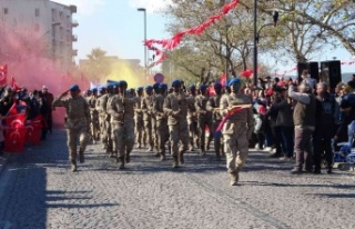 Çanakkale’de 29 Ekim Cumhuriyet Bayramı coşkuyla...