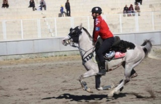 Erzurum’da Cirit 1. Lig müsabakaları devam ediyor