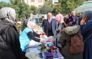 Bilecik’te hayır çarşısı kuruldu