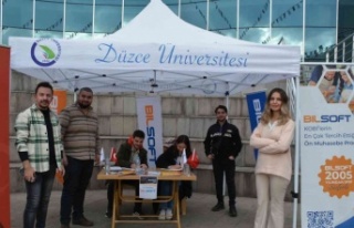 Bilişim sektörünün başarılı temsilcileri DevFest’te...