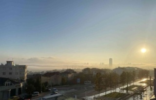 İstanbul’da yoğun sis kartpostallık görüntüler...