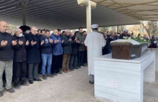 25 yaşında lösemiden ölen Kumsal’a gözü yaşlı...