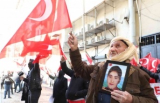 HDP binasında "Ölürüm Türkiye’m"...