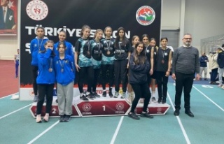 Balıkesirli atletler, Türkiye U16 Salon Şampiyonası’nı...