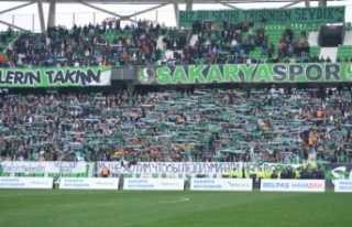 Deprem saatine denk gelen dakikada atkılar sahaya...