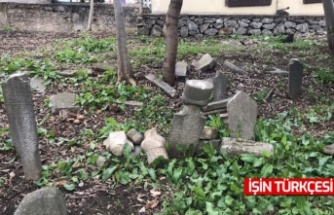 Üsküdar'da  400 yıllık tarihi mezarlık harabeye döndü