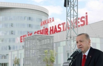 Cumhurbaşkanı Erdoğan: “Başka ülkelerin, toplumların güzellemesini yapanların gayesi, en büyük gücümüz olan sosyal yapımızı çökertmektir”