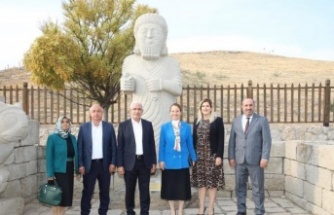 Milletvekili Bakbak, Arslantepe’ye hayran kaldı