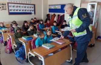 Jandarma ekipleri, “Güvenli eğitim” için okullarda
