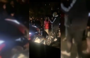 Maltepe’de kaza sonrası “arabamı mahvettin” tartışması motosikletli ile yumruklu kavgaya dönüştü