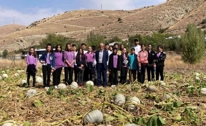 Bayburt’ta öğrencilere organik tarım ve ata tohumunun önemi anlatıldı