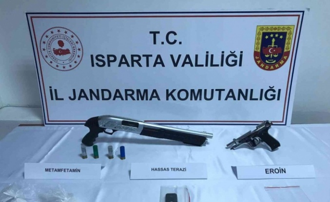 Isparta’da uyuşturucuyla mücadele operasyonları: 8 şüpheli yakalandı