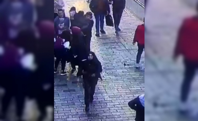 Beyoğlu’na bombayı bırakan kadın teröristin kaçma anı kameraya yansıdı