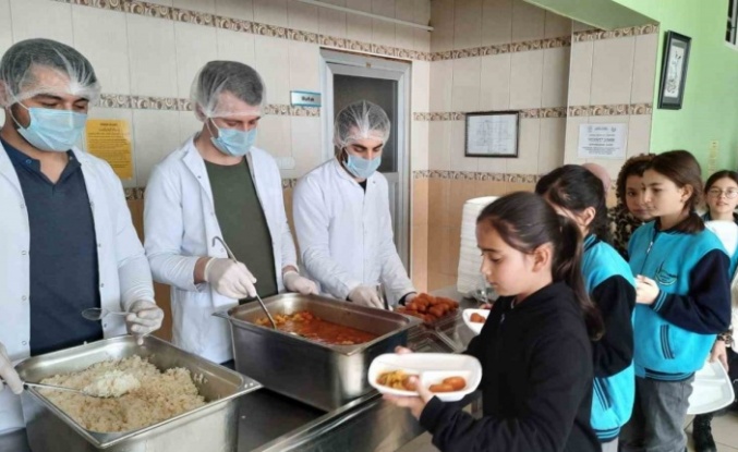 Bayburt’ta okul öncesi öğrencilerin tamamına ücretsiz yemek desteği