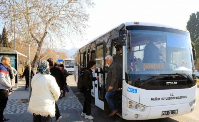 Depremzede vatandaşlara ücretsiz taşıma